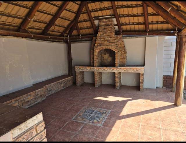 9 BEDROOM HOUSE FOR SALE IN DALVIEW